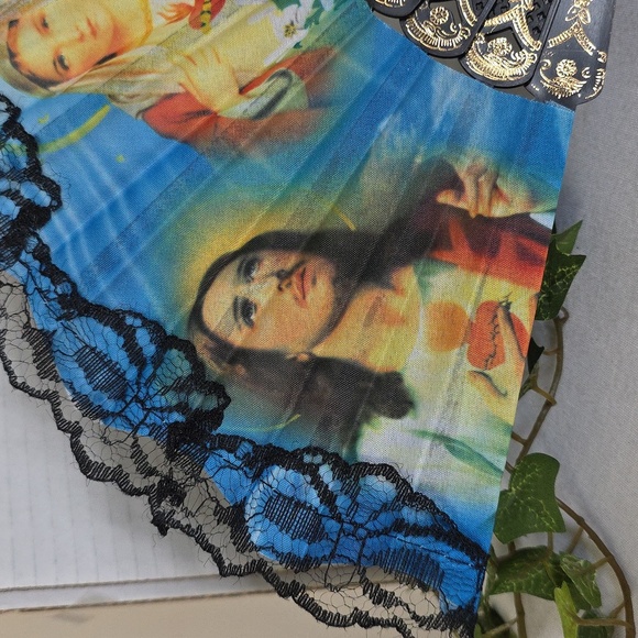 Religious Jesus Mary and Cross Folding Hand Fan - Picture 4 of 6